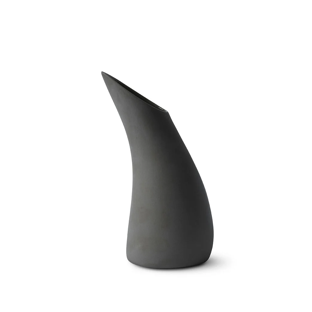 ment® + Under Small Jug, Iron