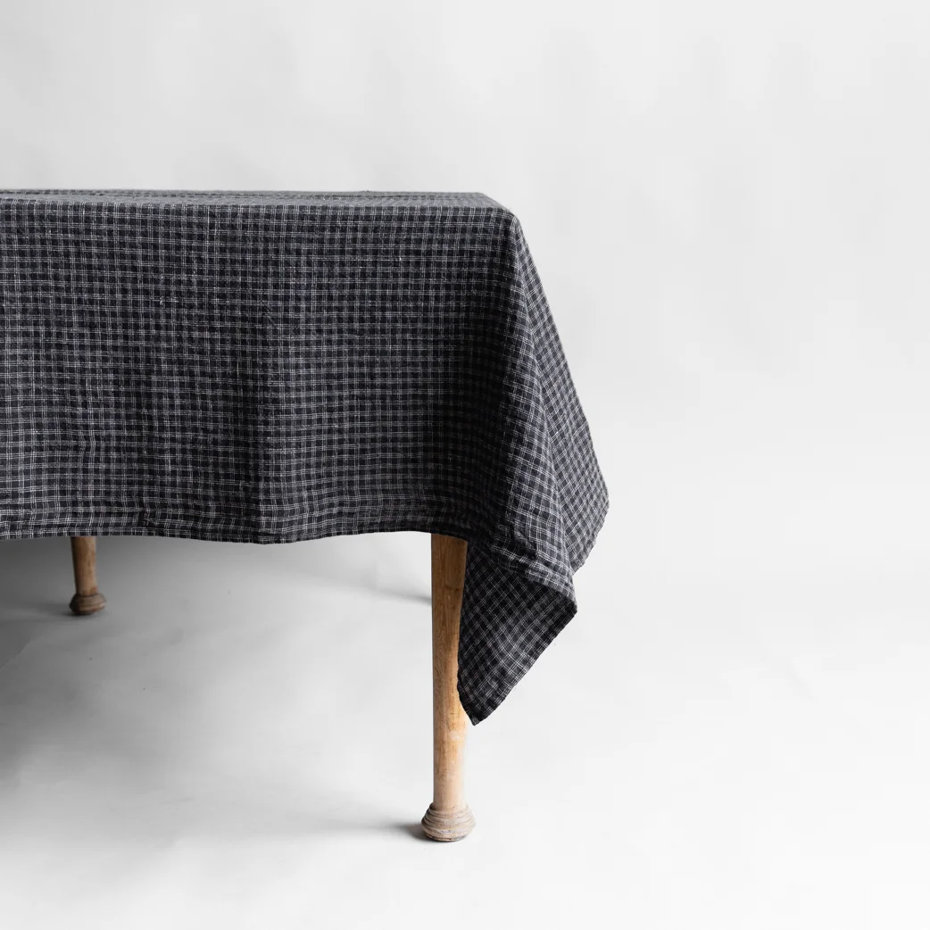 Linduk, Black/beige small checks 160 x 300 cm - Bilde 2