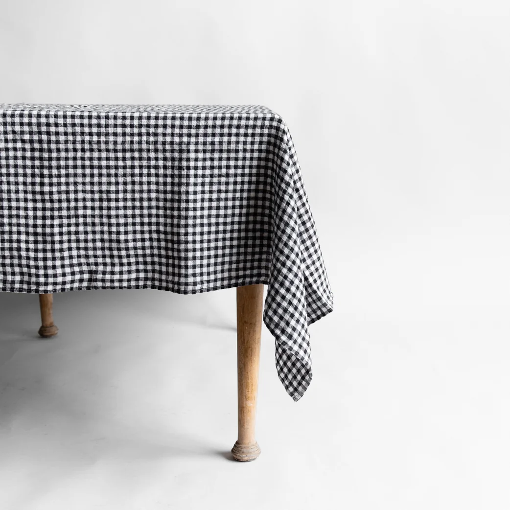 Linduk, Black Gingham 140x 250 cm - Image 2