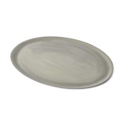 image of a plate from curved crockery