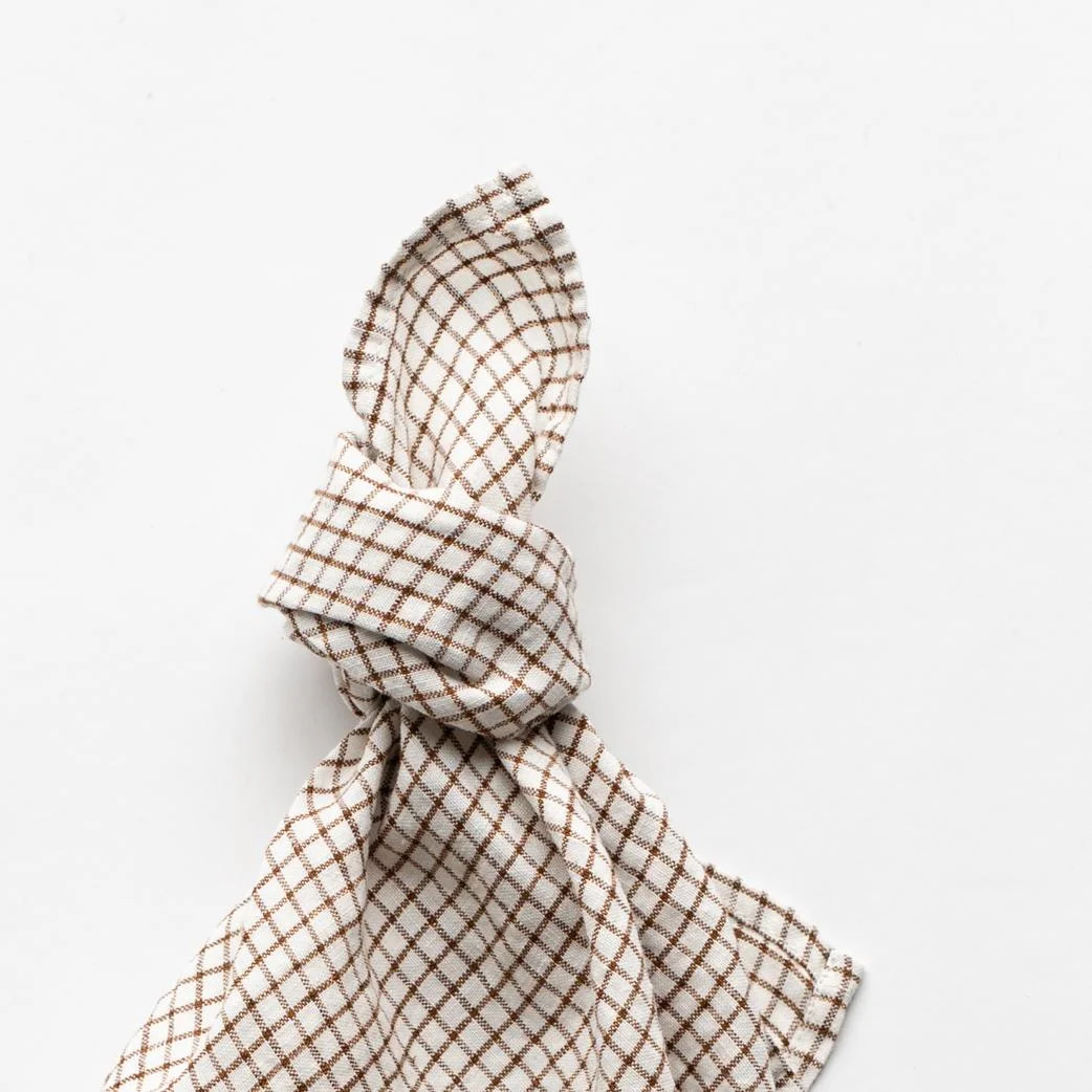 Linen napkin, Brown-white checkered 45 x 45