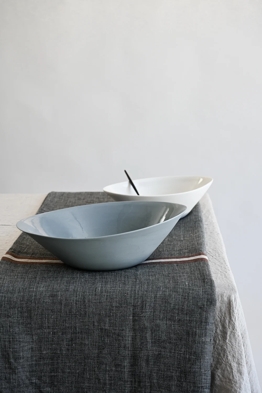 KRUM Serveringsbolle, Dueblå - Bilde 3