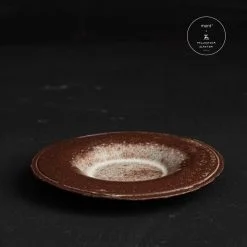 ment® + Slakteriet PERLE tallerken, Rødbrun-hvit