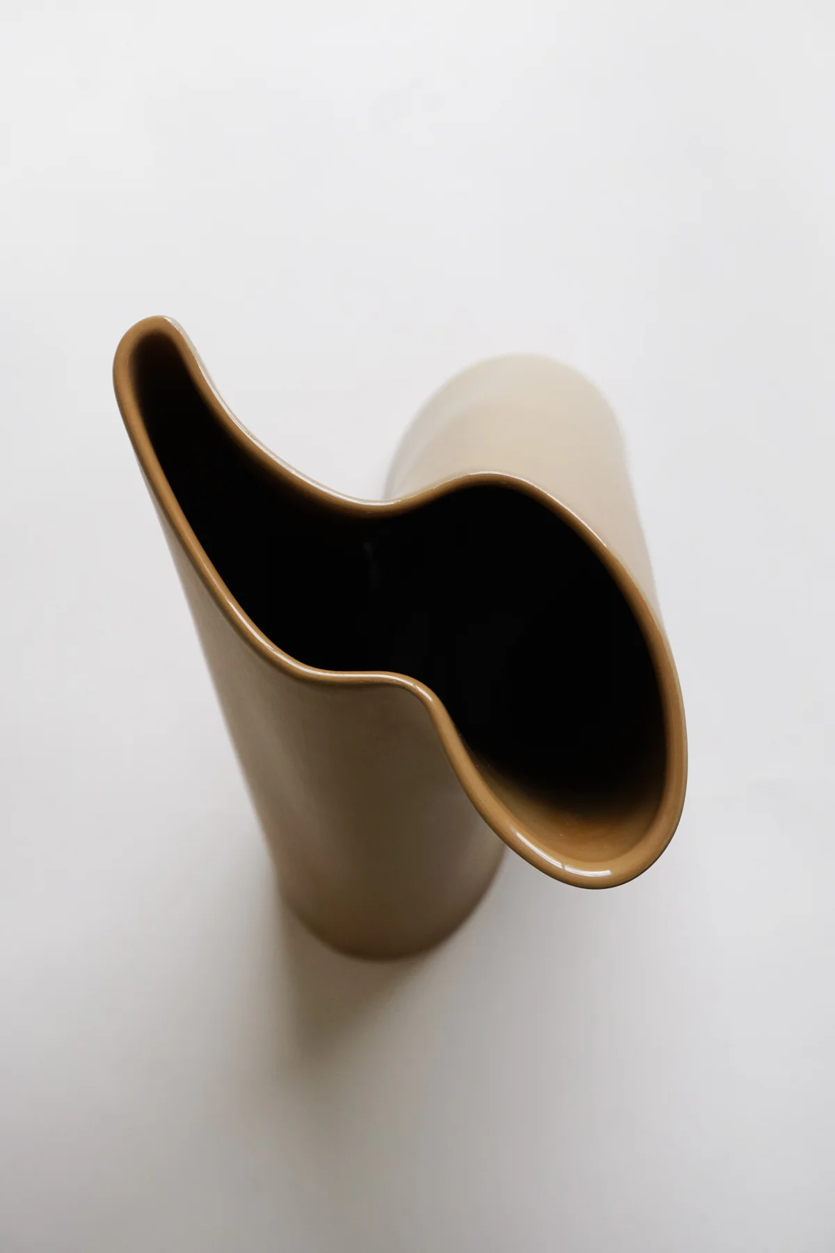 Wave Vase Small, Cinnamon - Image 2