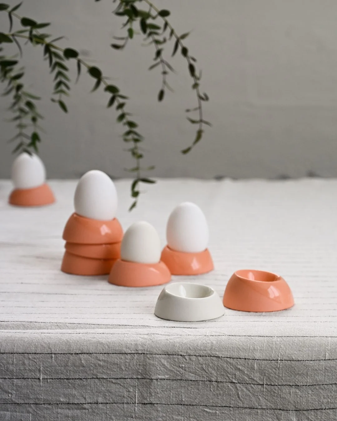 KRUM Egg glass small, Coral - Image 4